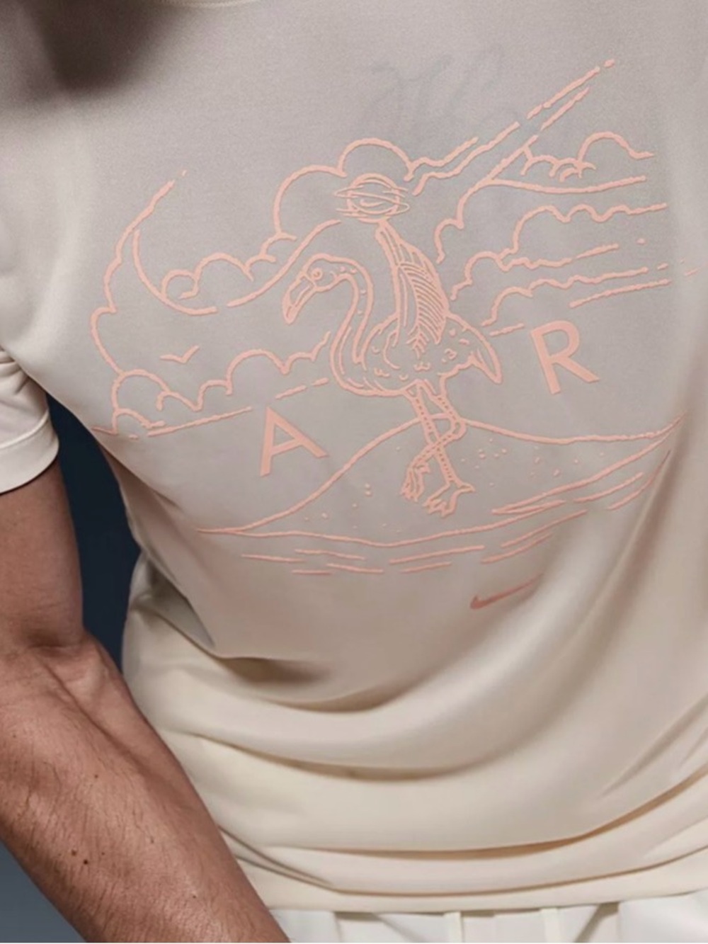 NWT- Men's Medium- Nike Men's Cream Short-Sleeve Tee